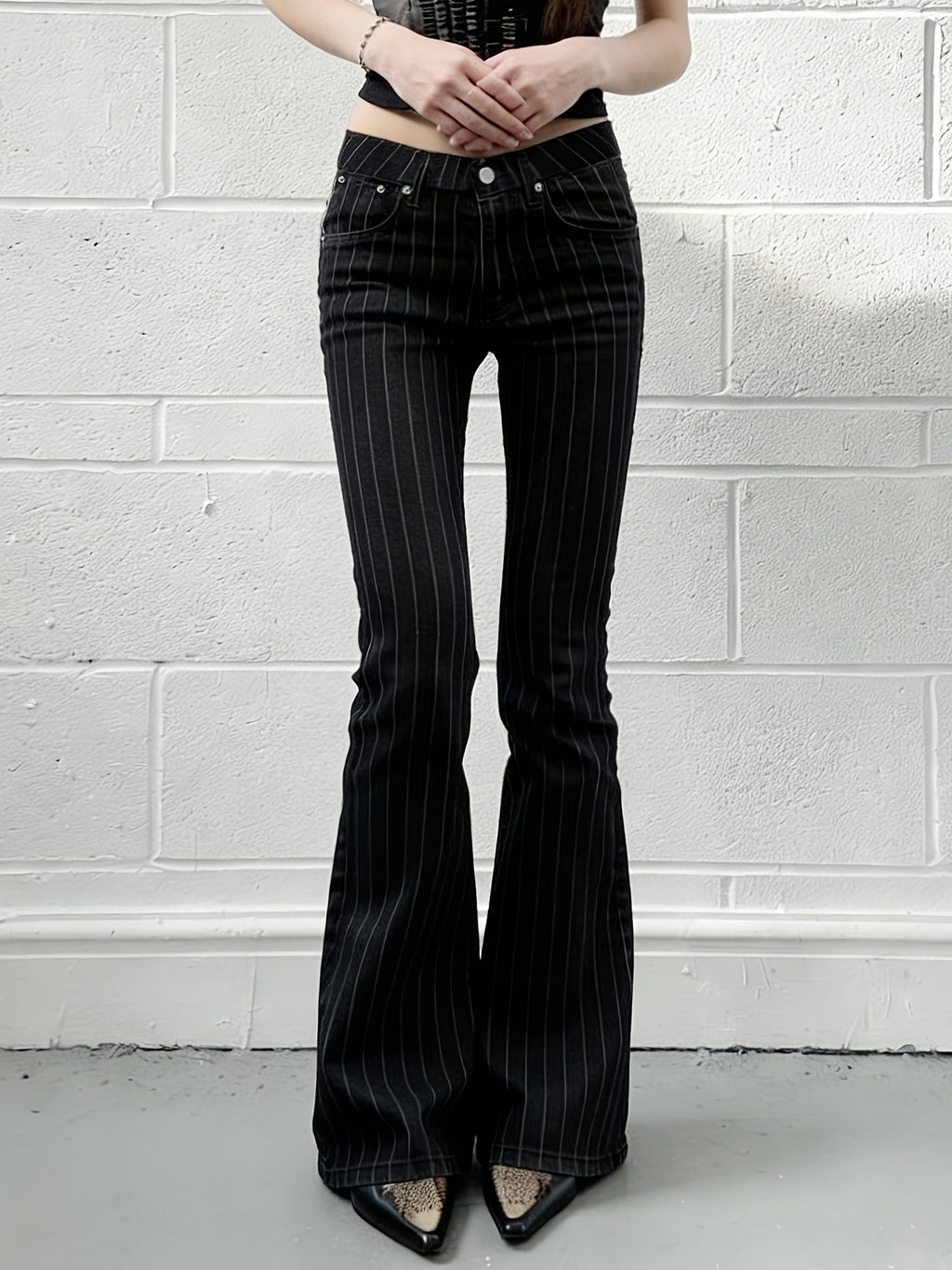 horizontally striped jeans - dresscoquette