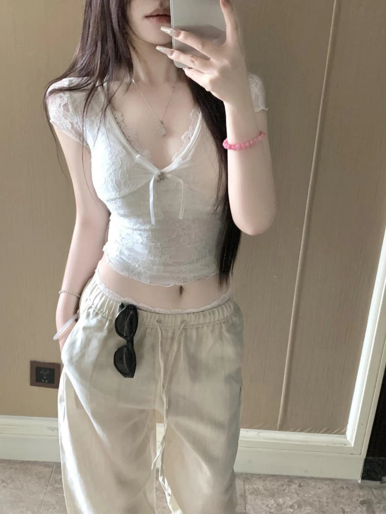 slim lace v-neck