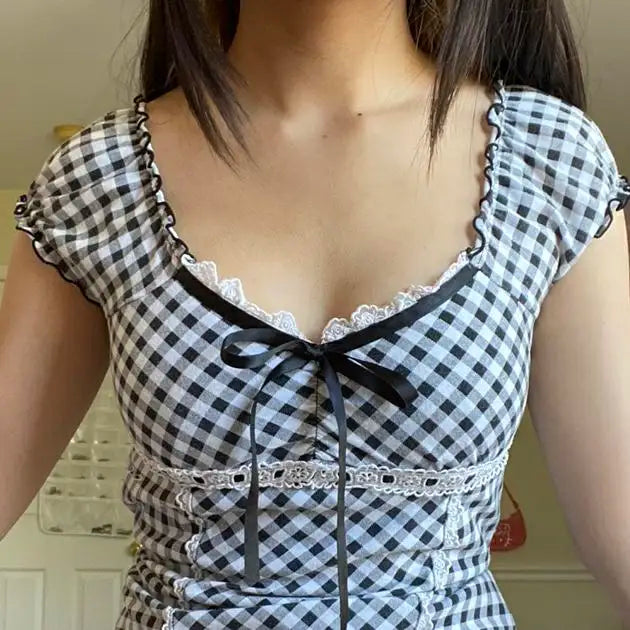 bow-tie square neck-shirt