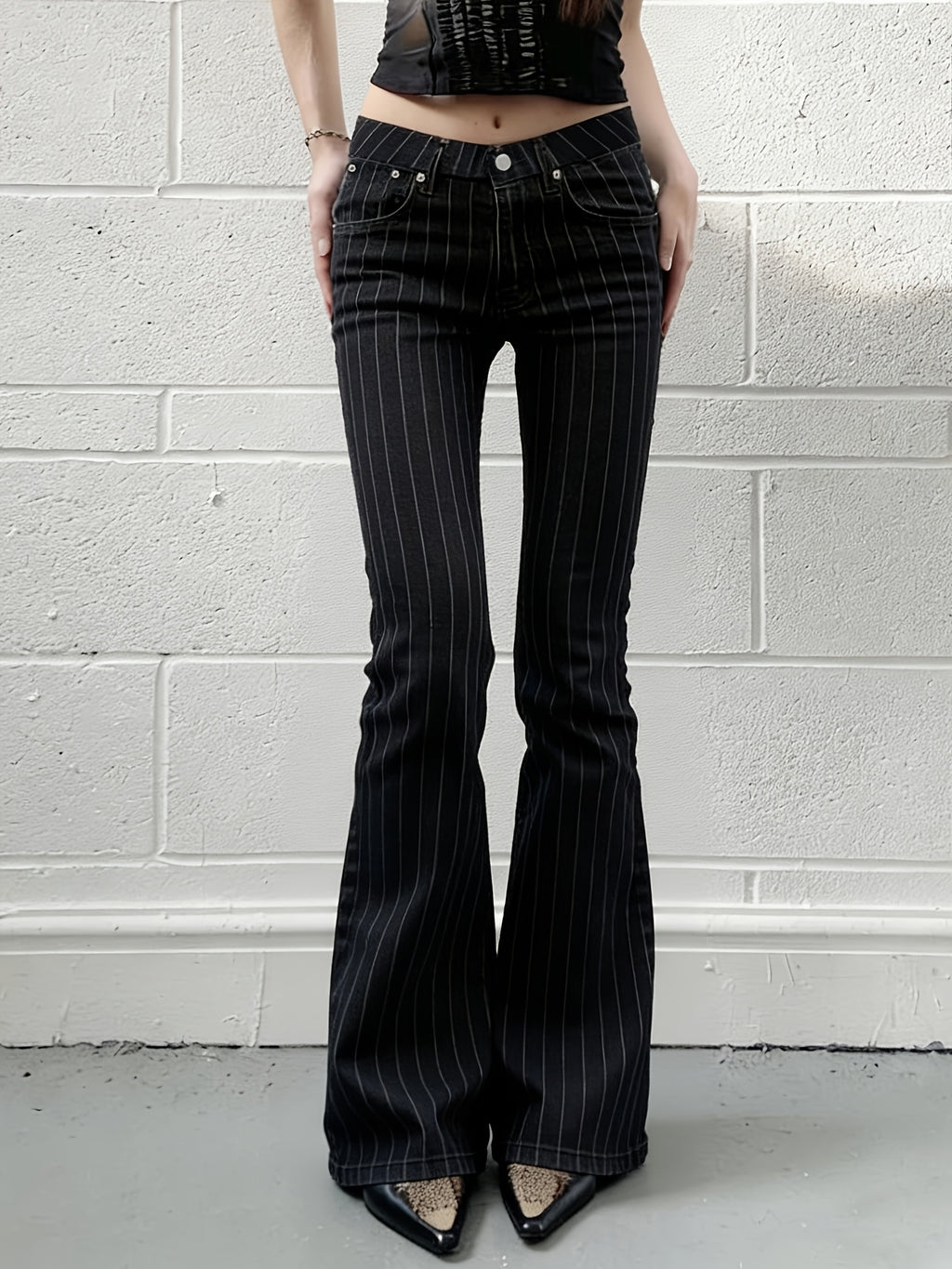horizontally striped jeans - dresscoquette