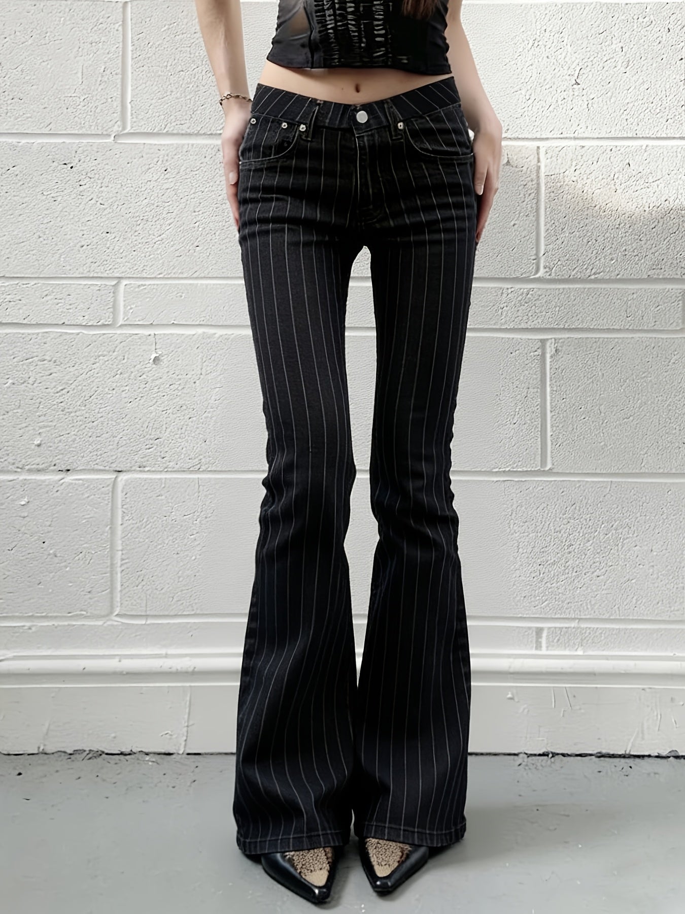 horizontally striped jeans - dresscoquette
