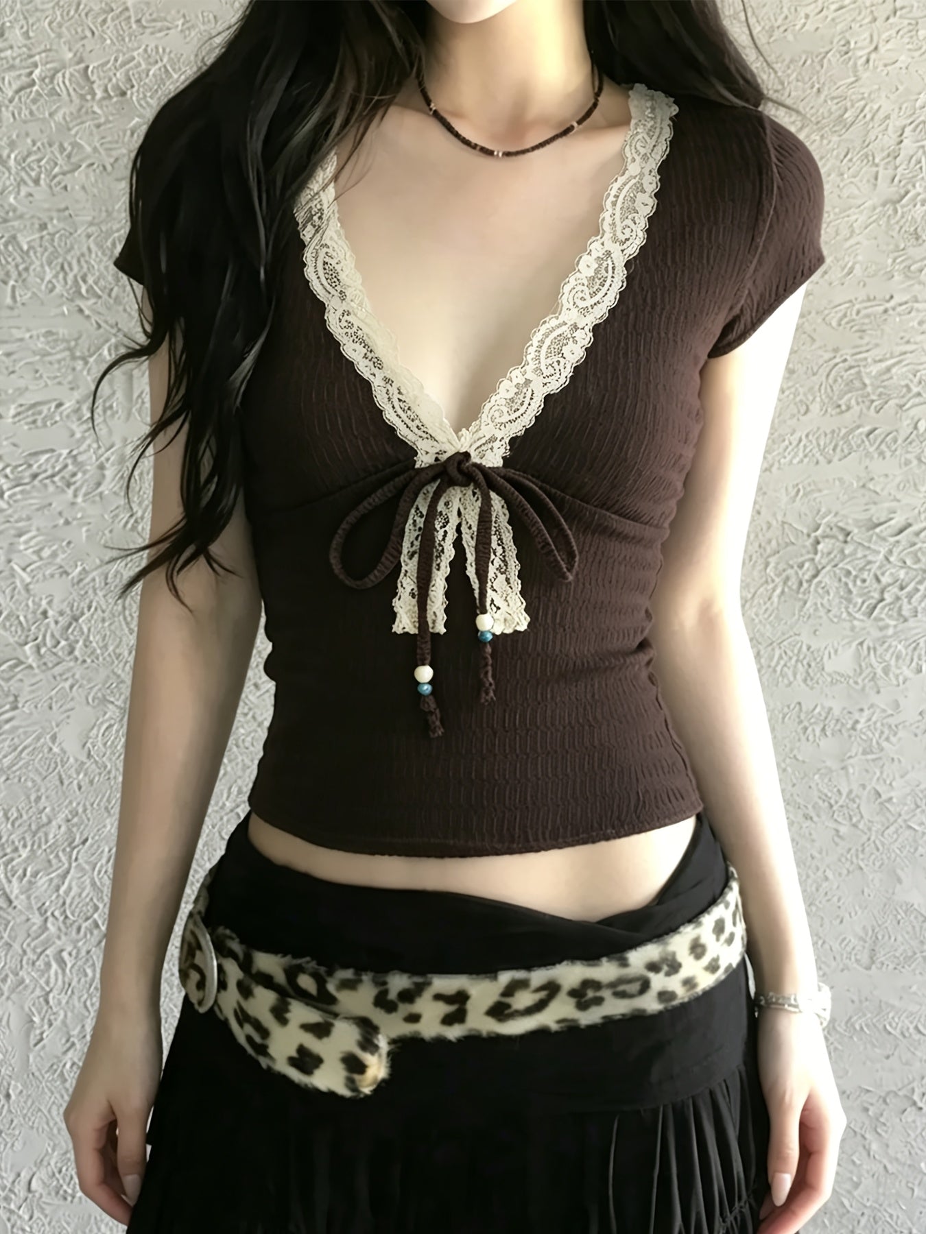lace v-neck top - dresscoquette