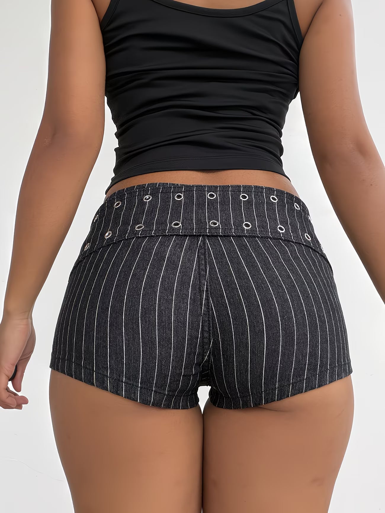 striped buckle jeans shorts - dresscoquette